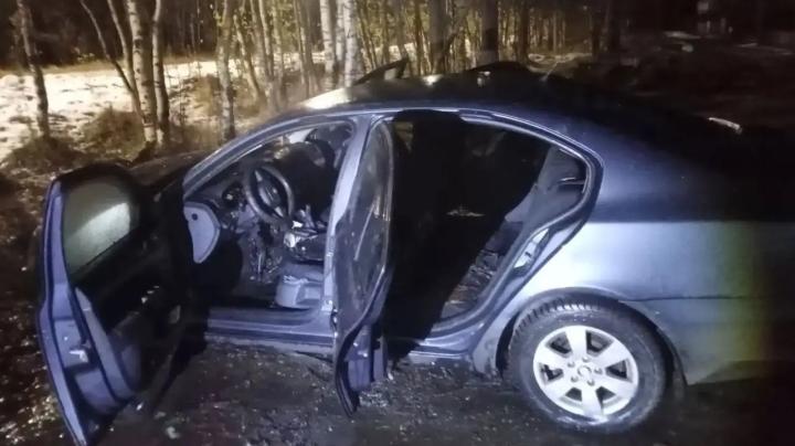 сгоревший автомобиль