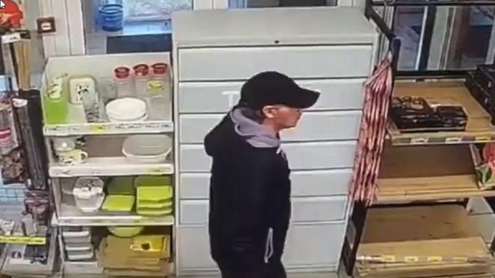 подозревамый в магазине