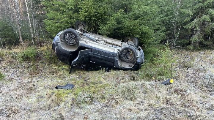 Перевернувшийся автомобиль