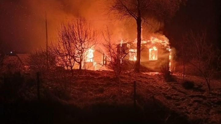 пожар_горящий_дом