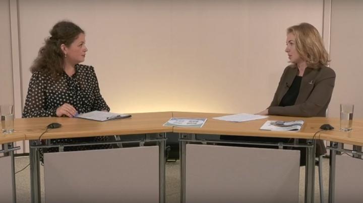 Светлана Астахова в студии