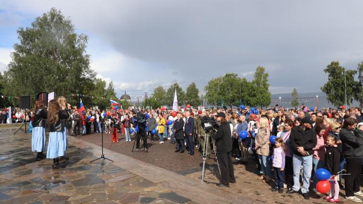 День государственного флага в Петрозаводске