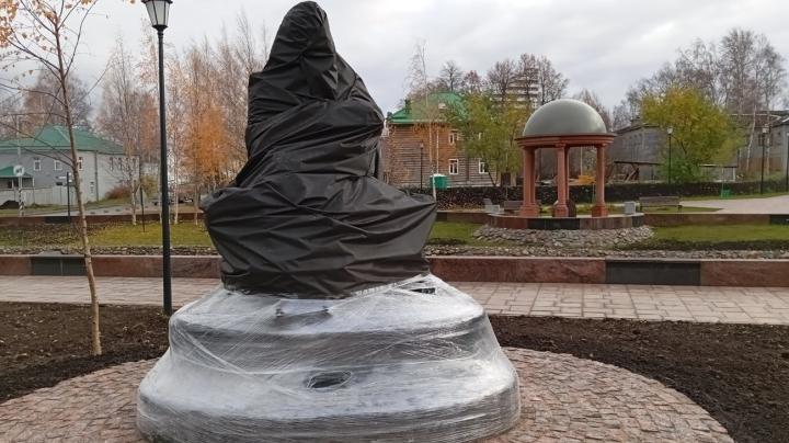 новый памятник