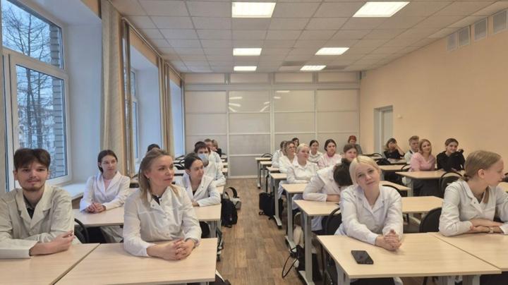 медики