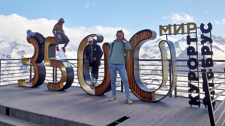 станция "Мир" на Эльбрусе