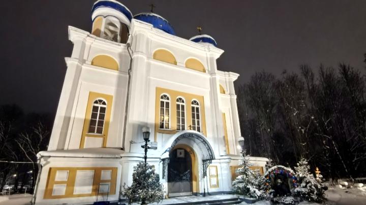 Храм Невского