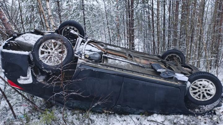Перевернувшийся автомобиль