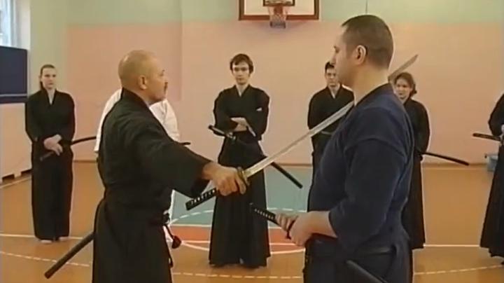 меч