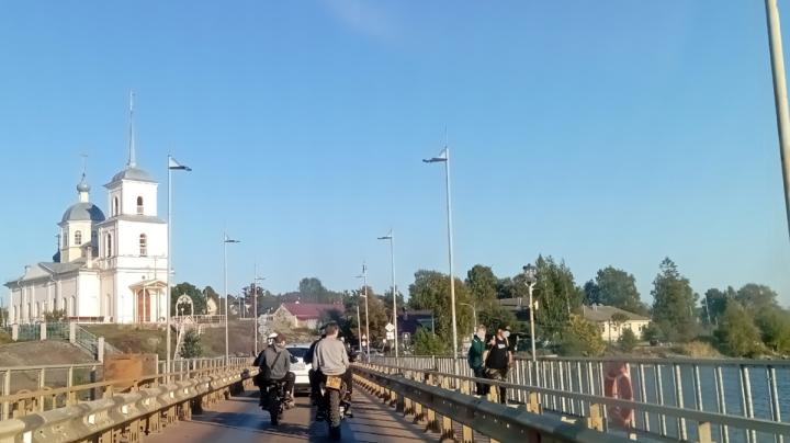 мост