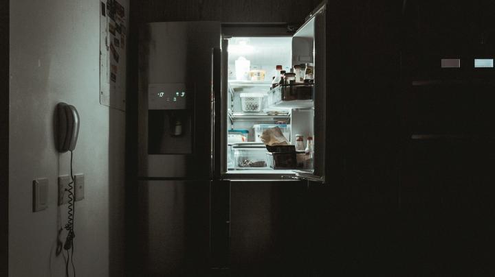 Холодильник на кухне