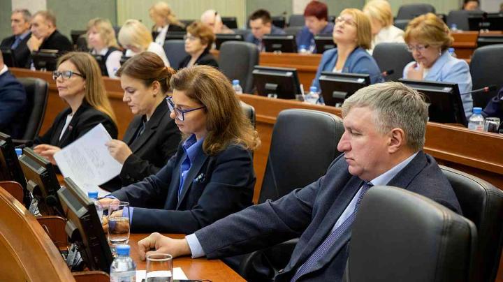 депутаты ЗС