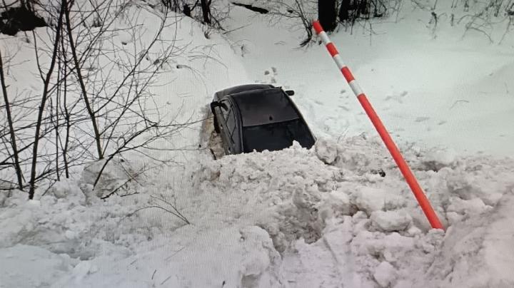 Разбившийся автомобиль