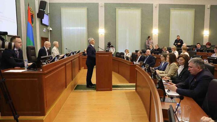 Парфенчиков отвечает на вопросы