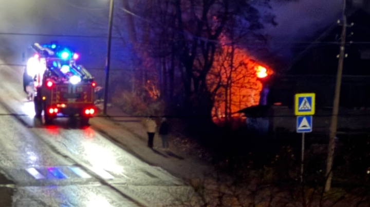 пожар в заброшенном здании