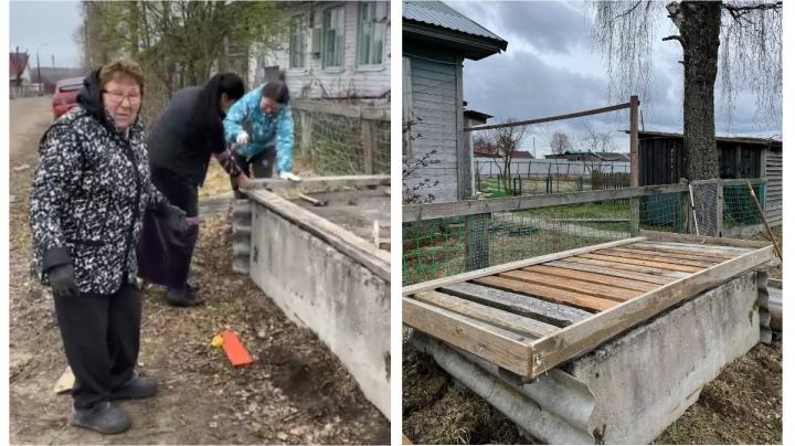 женщины построили площадку для воды
