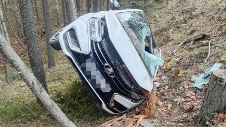 Автомобиль в кювете