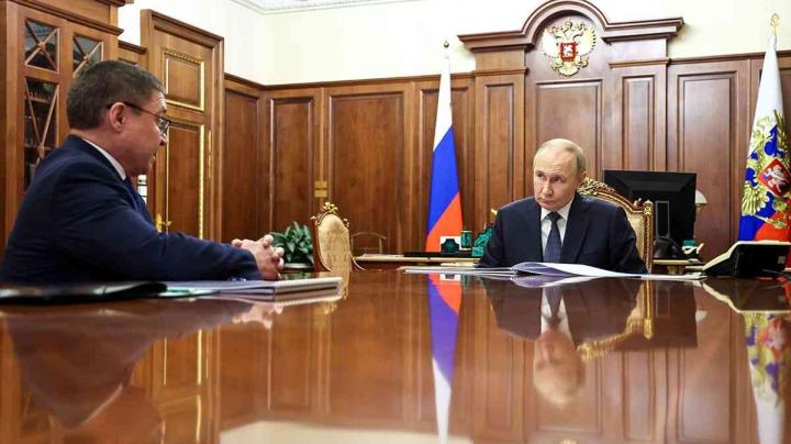 Путин и Якушев