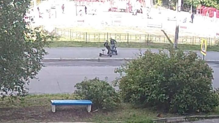 Самокатчик в Петрозаводске