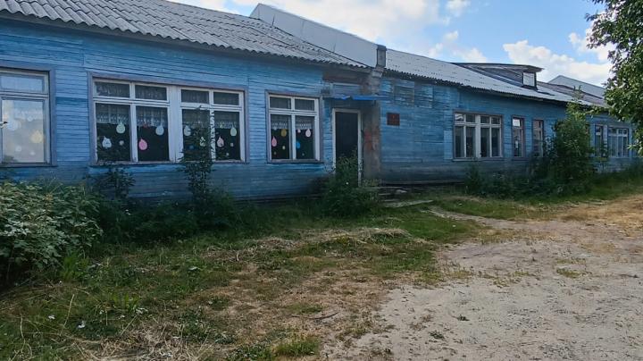Школа в Панозере Кемского района