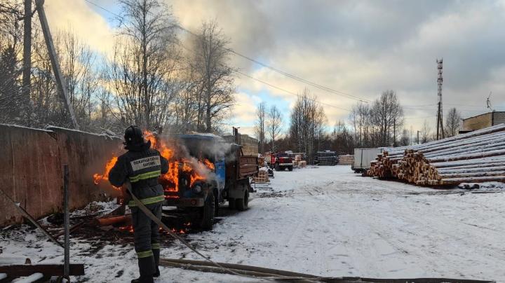 Пожар в грузовике