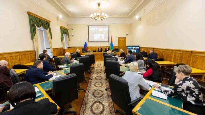 Заседание парламента