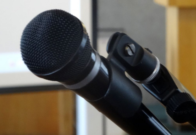 Микрофон в зале суда Петрозаводска
