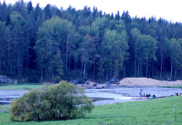 Строительство на берегу Ладоги