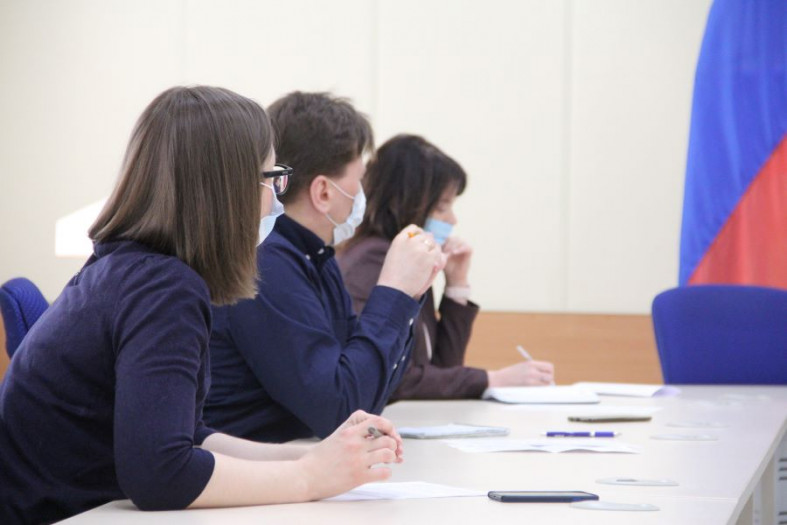 Карелия госслужащие. Прокопьев депутат. Карелия госслужащие. Карелия госслужащие. Единая россия кпрф лдпр справедливая россия.