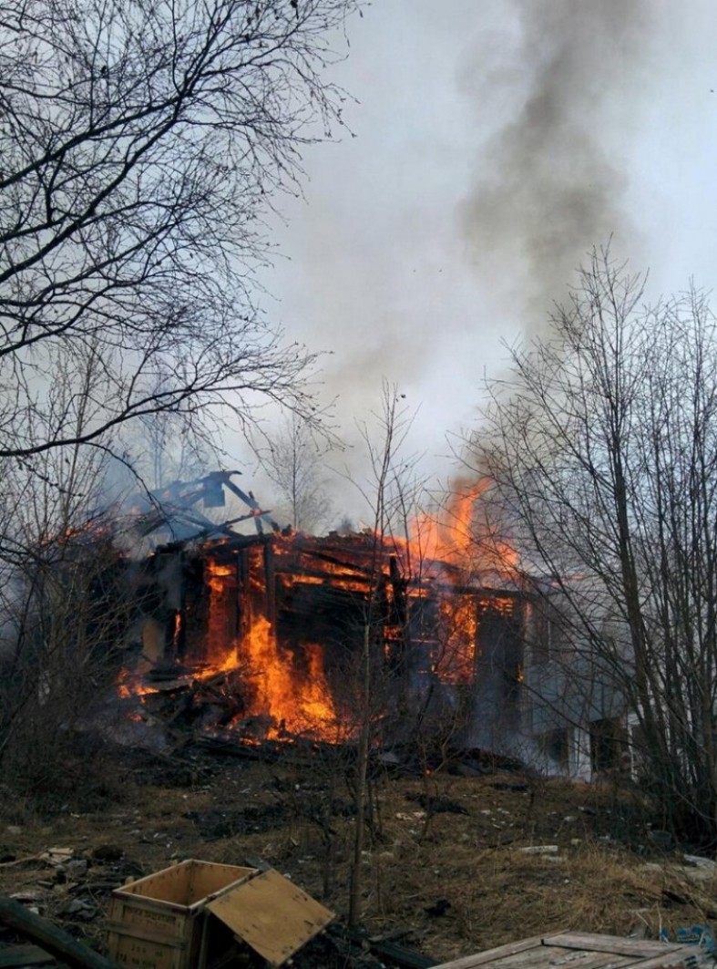 Что горит в петрозаводске сейчас. Что горит в петрозаводске сейчас. Пожар в петрозаводске сейчас. Пожар в петрозаводске сейчас. Пожар петрозаводск дом.