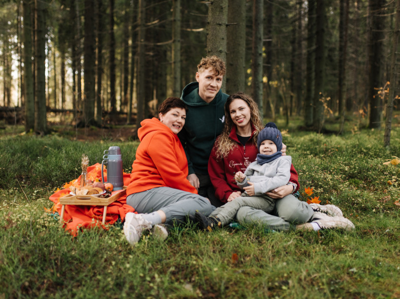 семья на пикнике