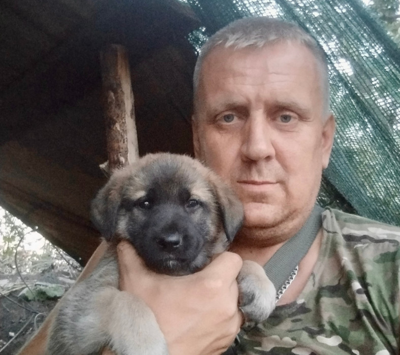 Денис всегда заботился о слабыхЛ