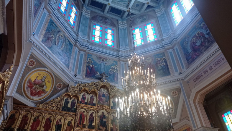 Внутреннее убранство в храме