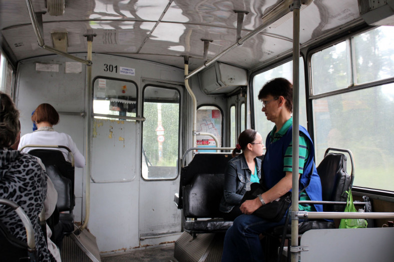 Диспетчер троллейбусного управления. Девушка водитель трамвая. Директор троллейбусного депо. Видео от муп "троллейбусное управление" г. Троллейбус малой вместимости.