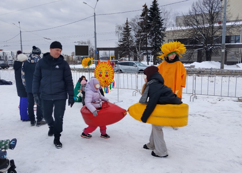 дети забавы Масленица