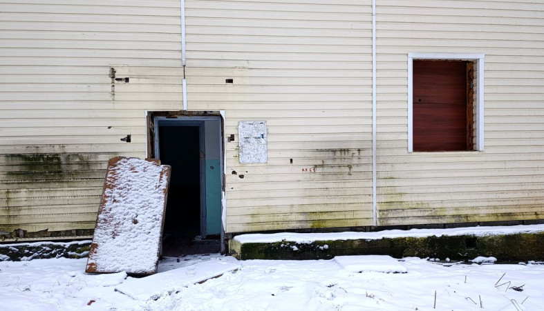 Древлянская набережная, 24