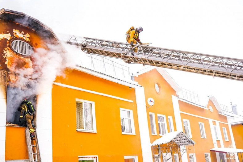 тушение пожара