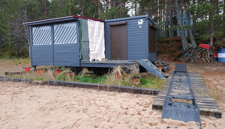 Берег озера