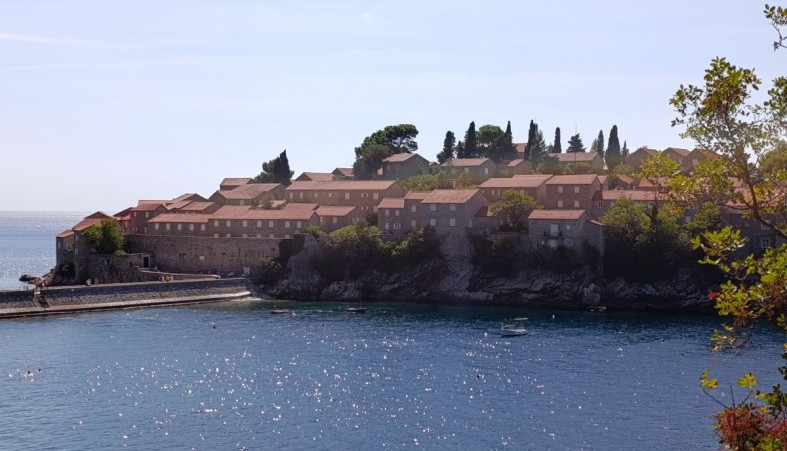 Свети Стефан