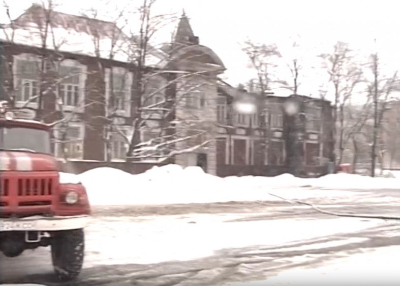 здание бывшей поликлиники