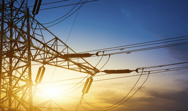 Электросети на закате.