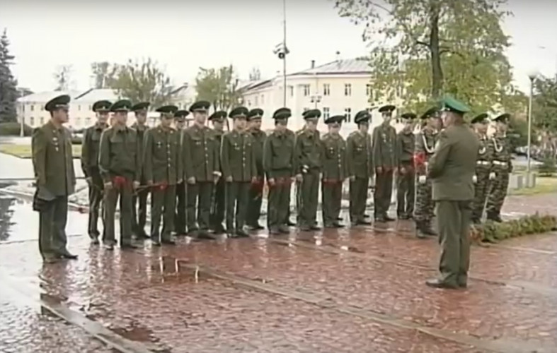 у Вечного огня