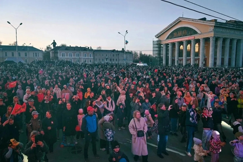 Праздничный концерт