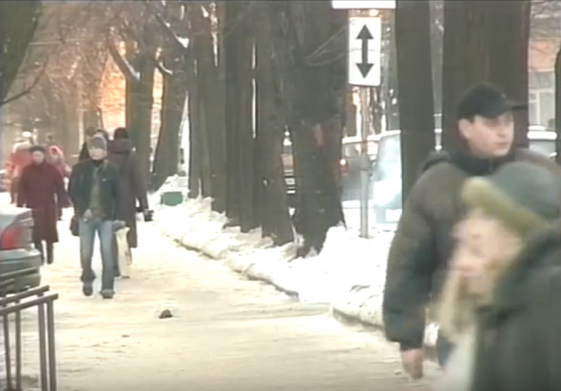 люди в городе зимнем