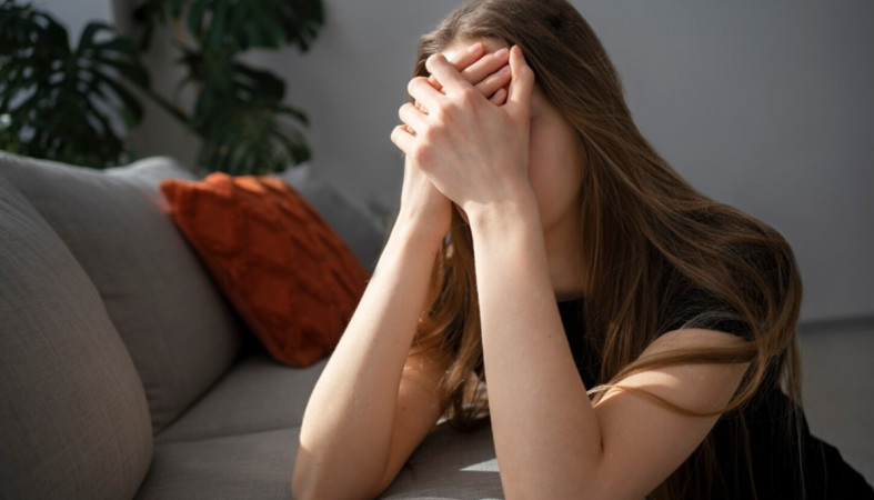 расстроенная девушка расстроенная девушка