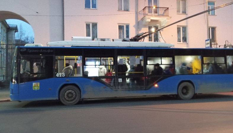 троллейбус троллейбус