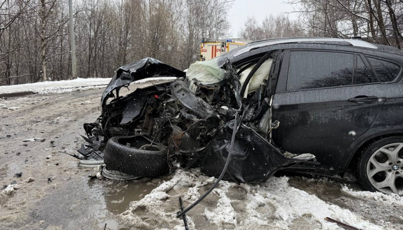 разбитый BMW разбитый BMW