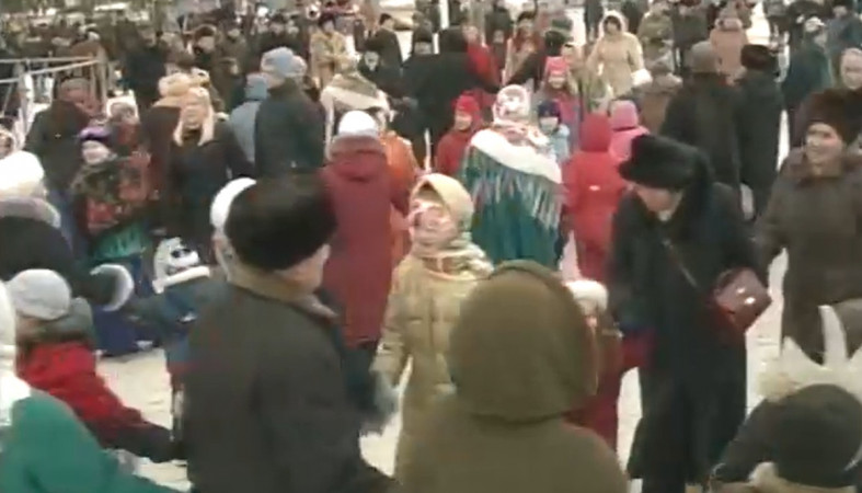 хоровод на площади