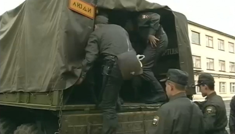 солдаты