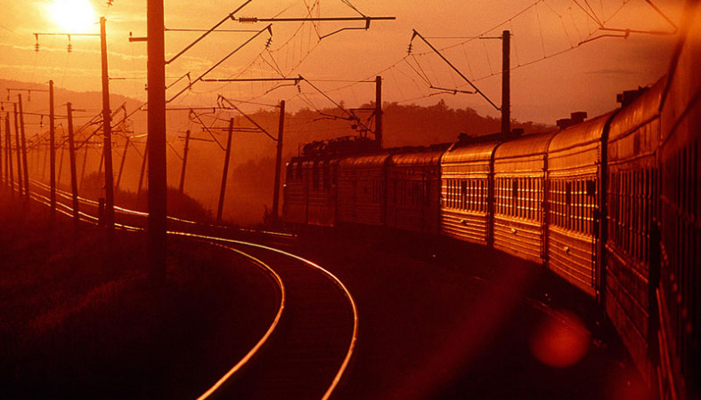 Пассажир запрыгнул в уходящий поезд в Карелии и был наказан