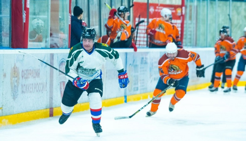 Сезон Ночной хоккейной лиги стартовал в Карелии
